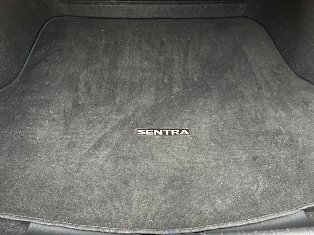 Used 2025 Nissan Sentra S FWD image 14