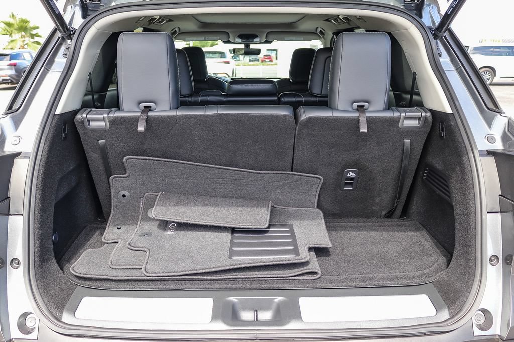 Certified 2023 INFINITI QX60 Luxe w/ Cargo Package FWD image 27