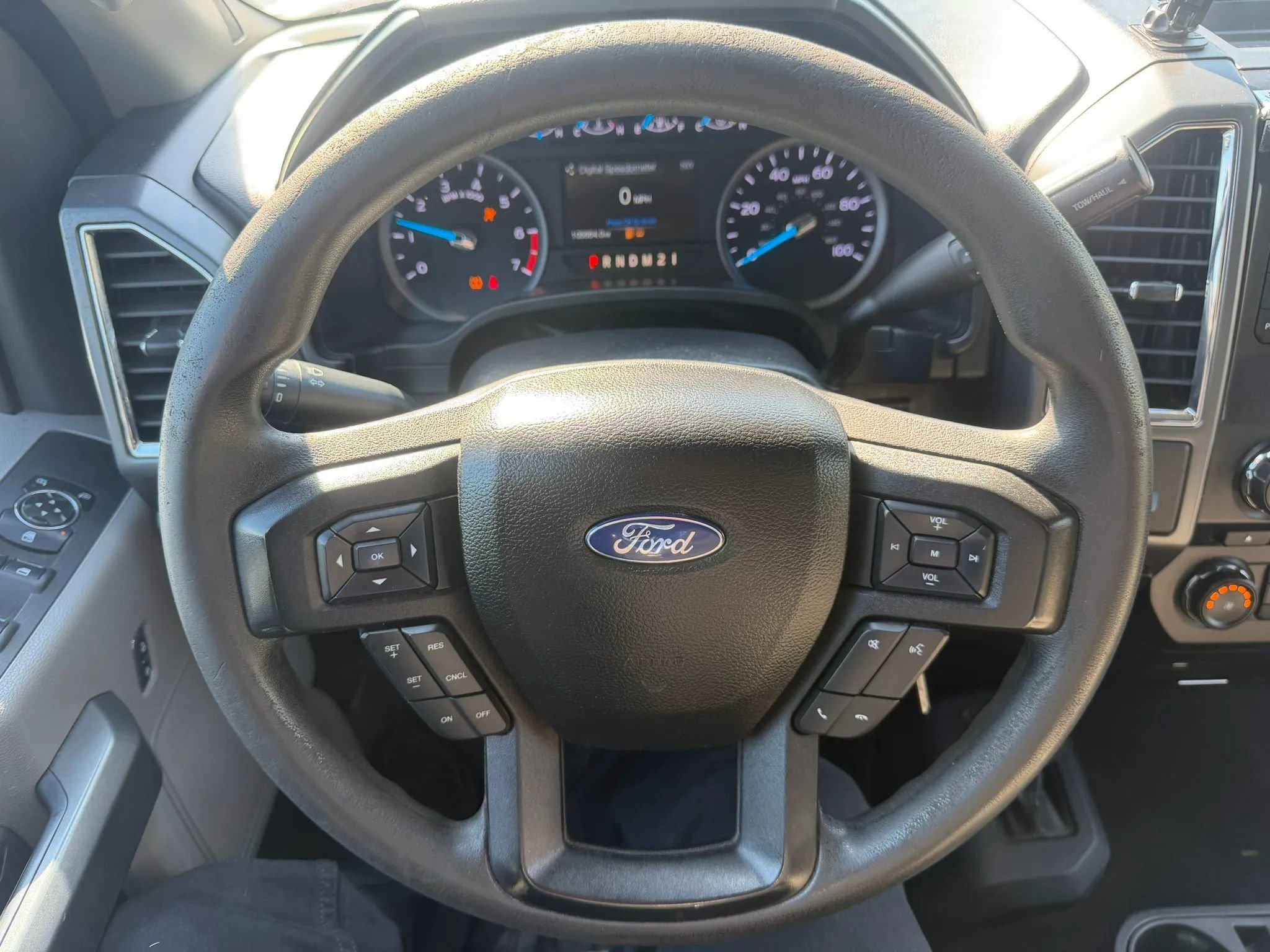 Used 2017 Ford F250 XLT AWD/4WD image 12