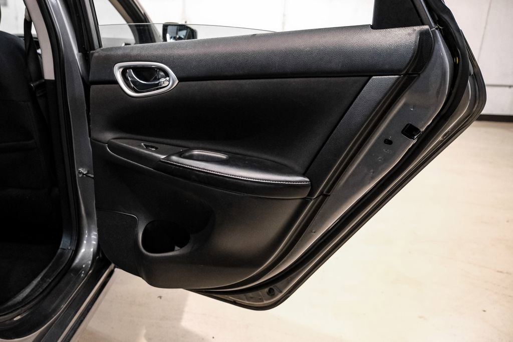 Used 2019 Nissan Sentra SV FWD image 43