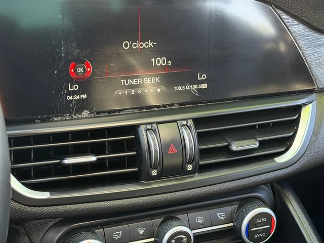 Used 2019 Alfa Romeo Giulia RWD image 18
