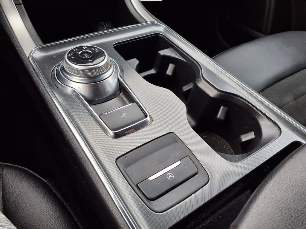 Used 2022 Ford Edge ST-Line AWD/4WD image 18