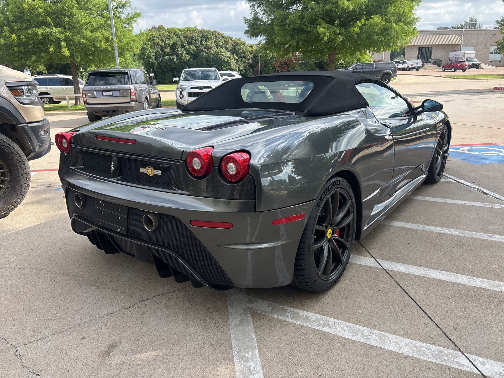 Used 2009 Ferrari F430 Scuderia RWD image 9