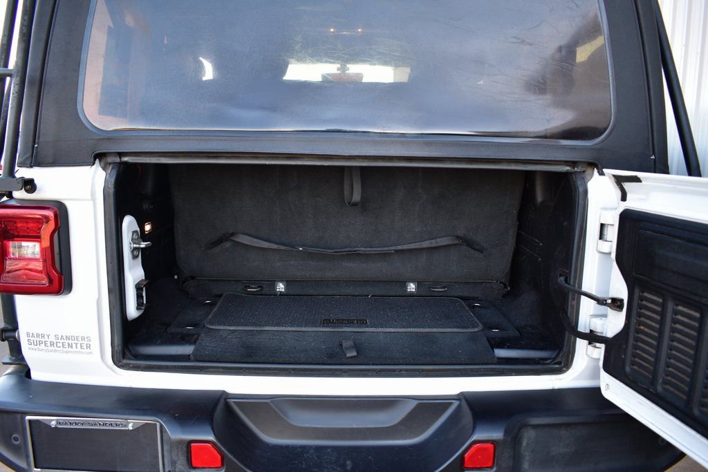 Used 2021 Jeep Wrangler Sport S image 21