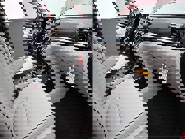 New 2026 Honda Odyssey Touring image 25