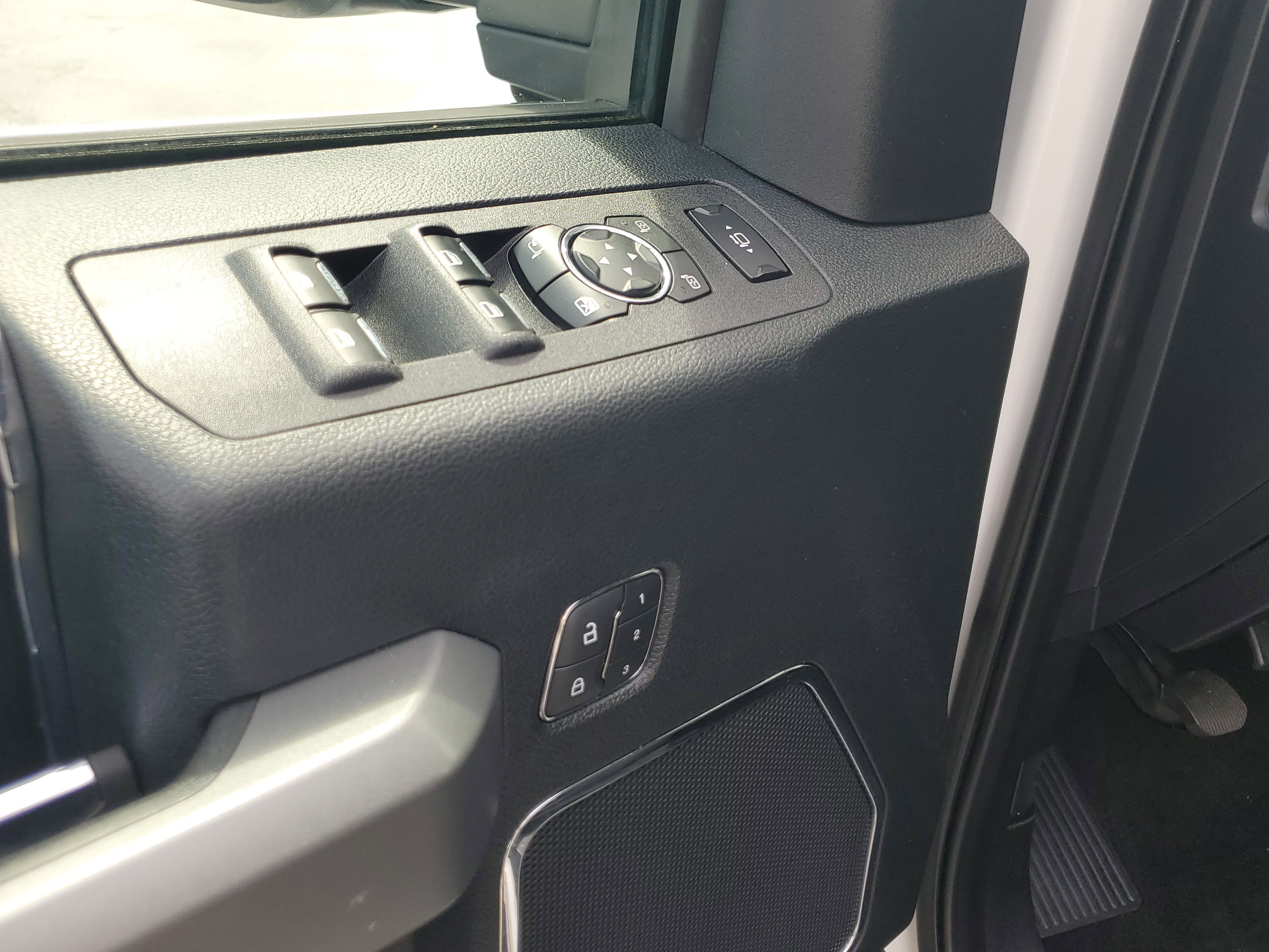 Used 2019 Ford F450 Platinum w/ Platinum Ultimate Package image 19