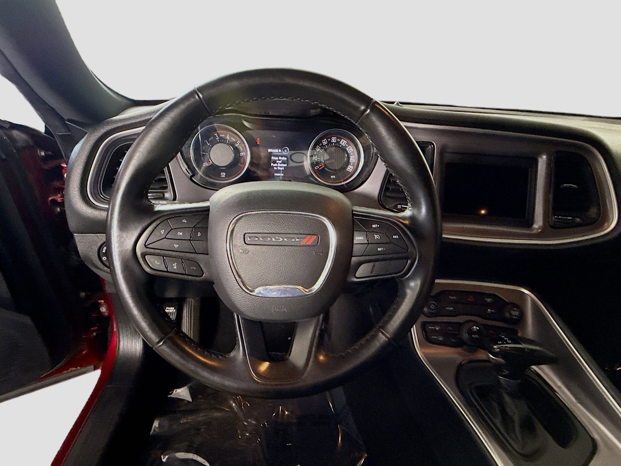 Used 2022 Dodge Challenger SXT RWD image 13