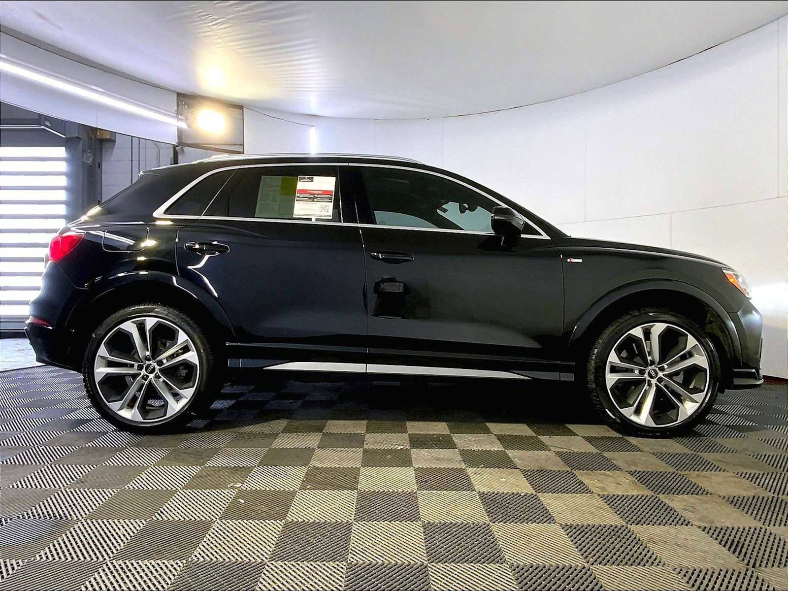 Used 2021 Audi Q3 2.0T Premium image 8