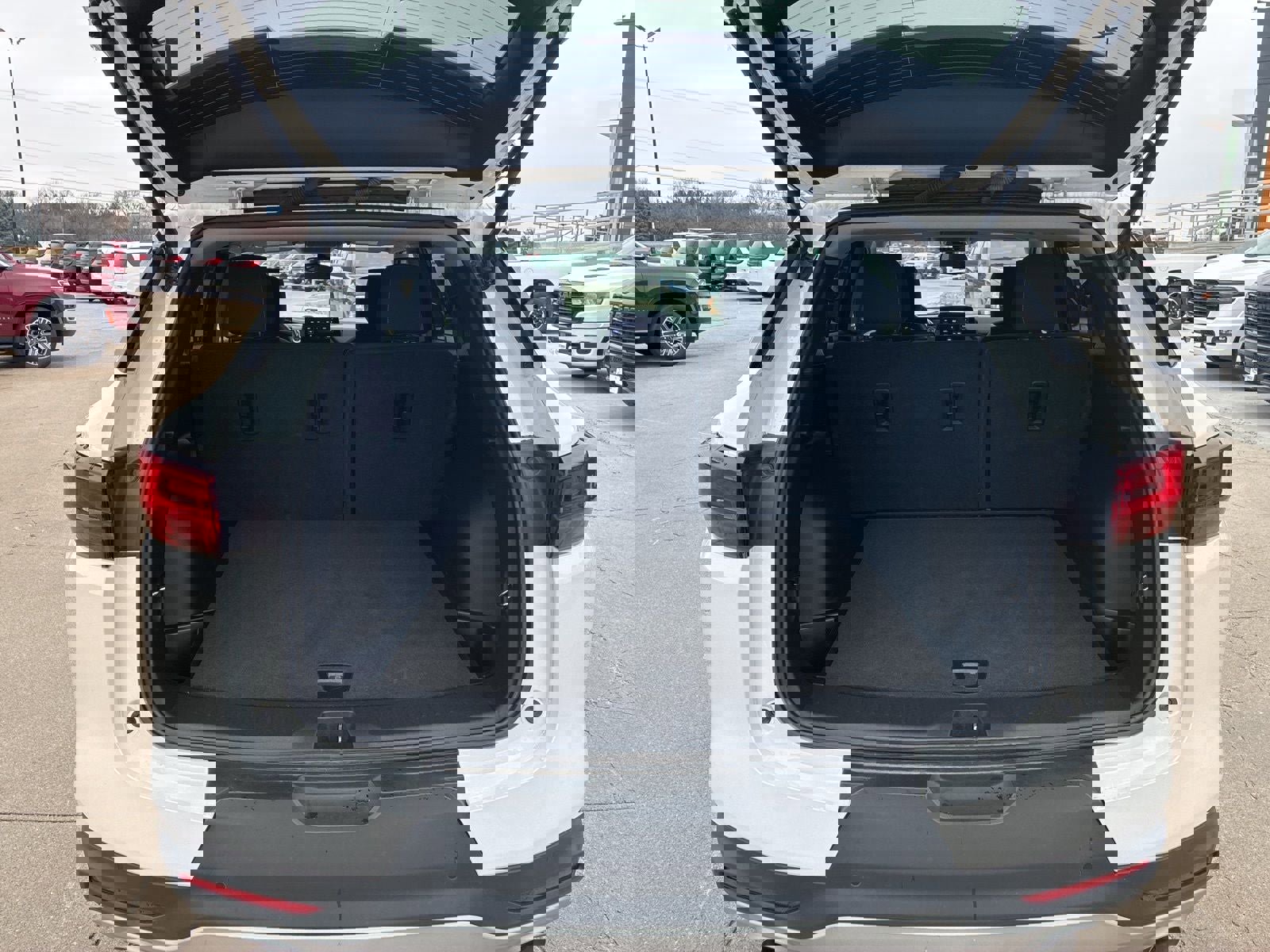 Used 2023 Chevrolet Blazer LT w/ Convenience Package image 5