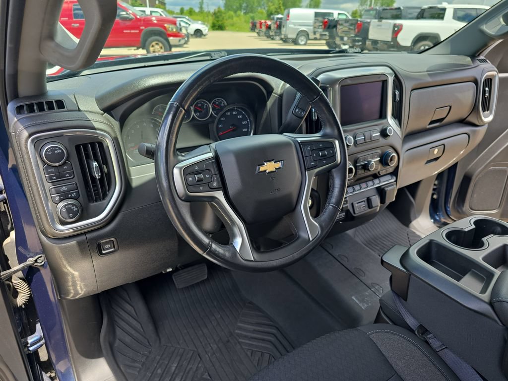 Used 2020 Chevrolet Silverado 1500 LT w/ All-Star Edition AWD/4WD image 16