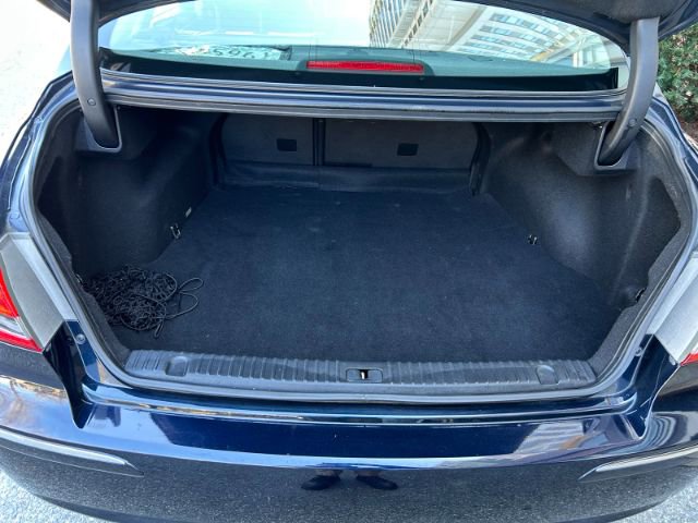 Used 2011 Hyundai Azera GLS w/ Premium Pkg 2 image 29