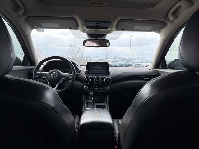 Used 2021 Nissan Sentra SR w/ SR Premium Package image 15
