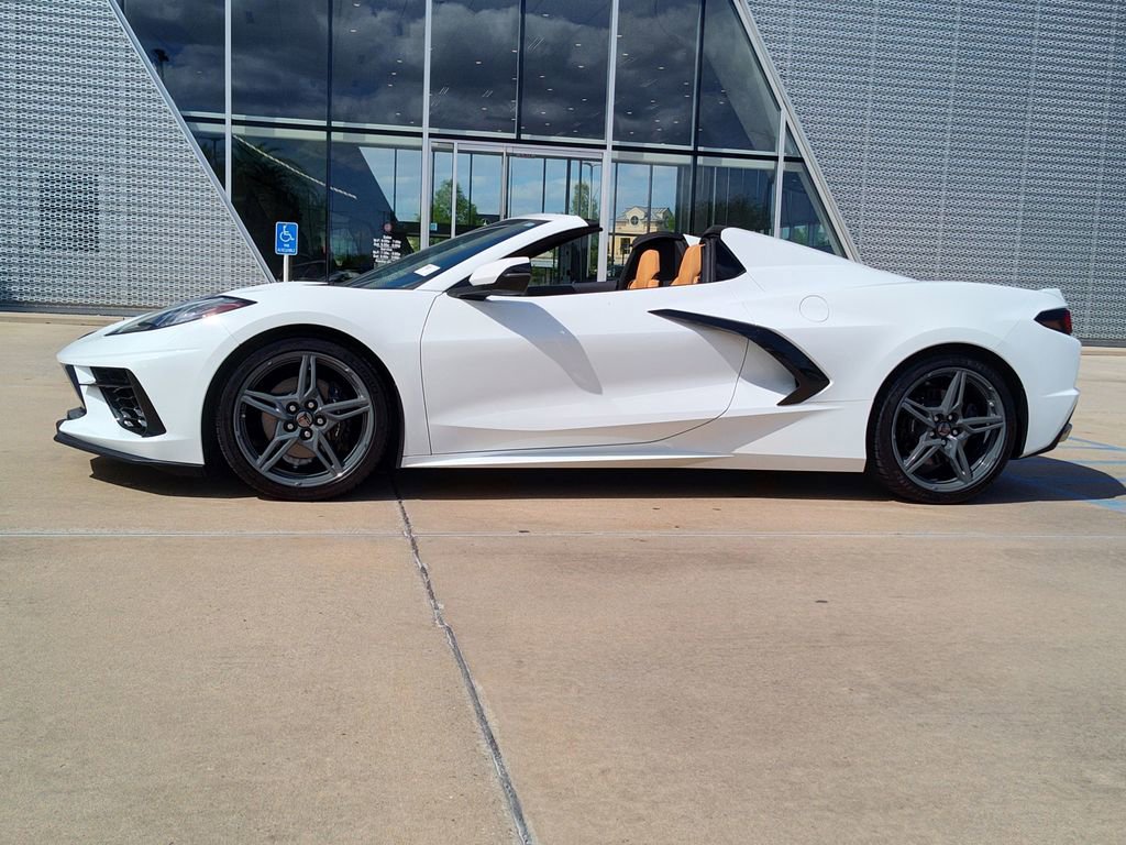 Used 2022 Chevrolet Corvette Stingray Preferred Conv w/ 2LT image 4