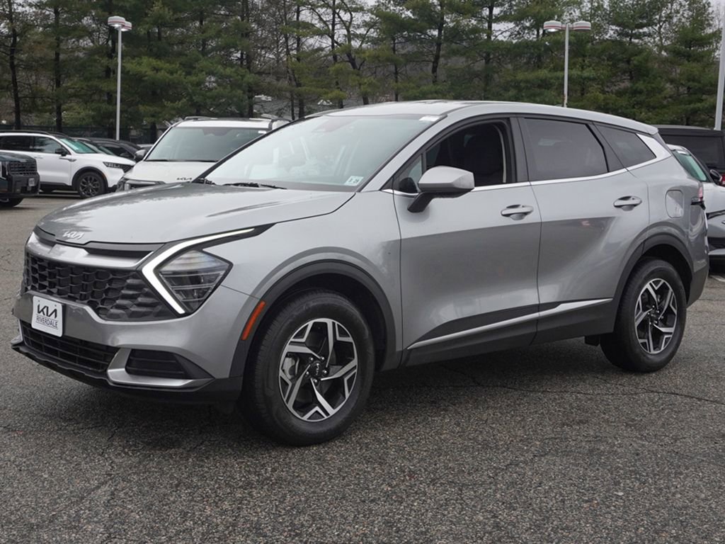 Used 2024 Kia Sportage LX image 6
