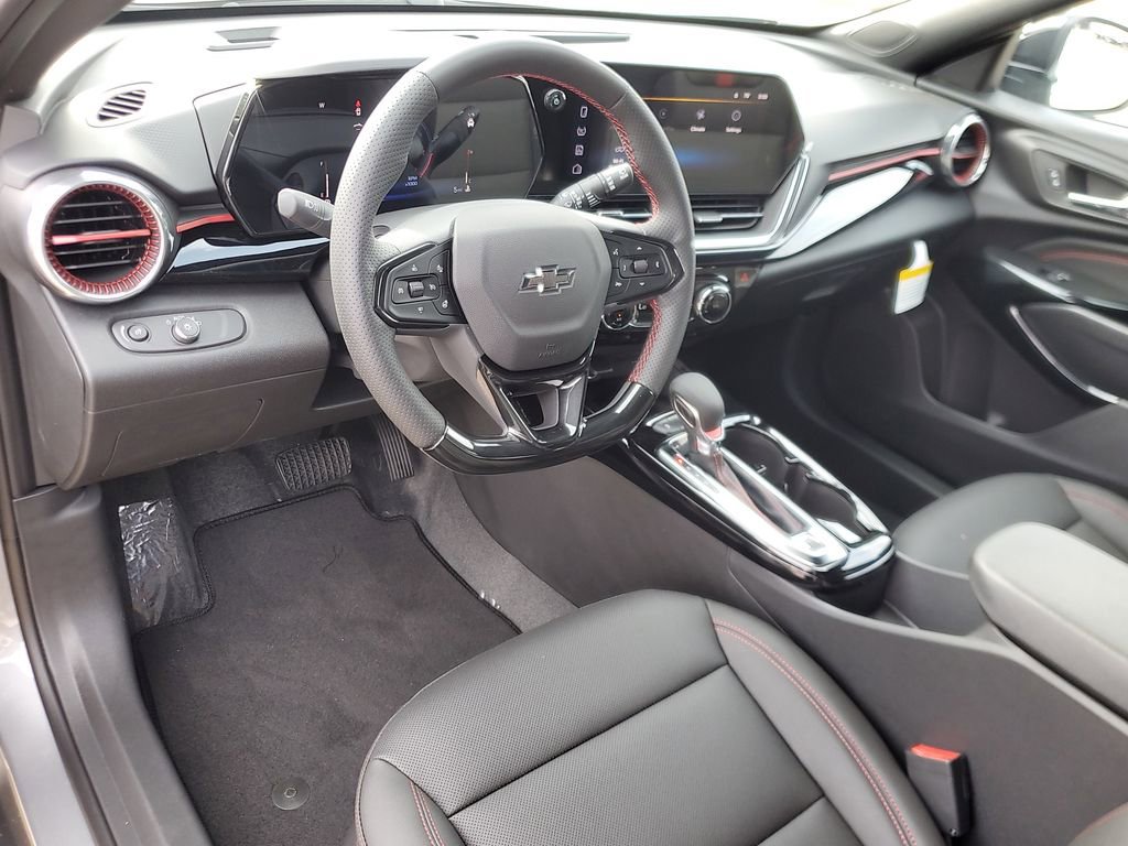 New 2026 Chevrolet Trax RS w/ Sunroof Package FWD image 15