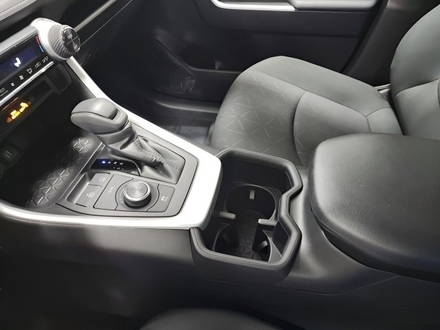 Used 2024 Toyota RAV4 XLE image 32
