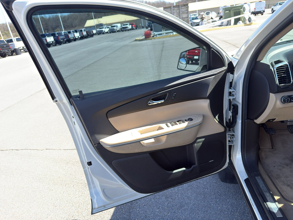 Used 2010 GMC Acadia SLT image 24