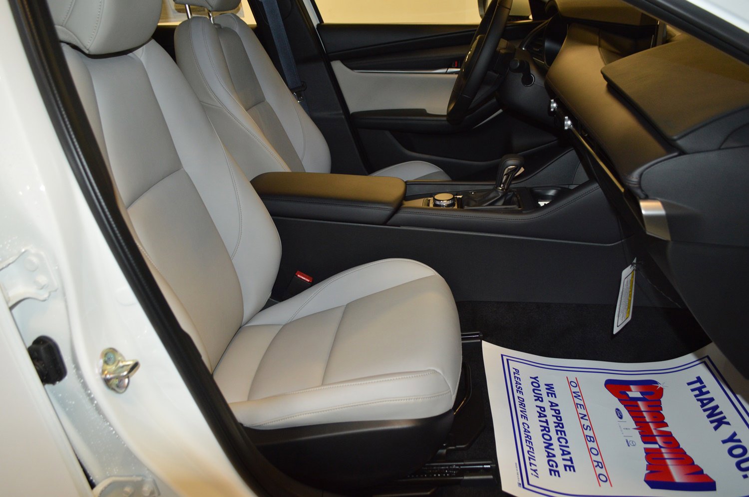 New 2026 MAZDA MAZDA3 2.5 S Sedan w/ Preferred Pkg image 11