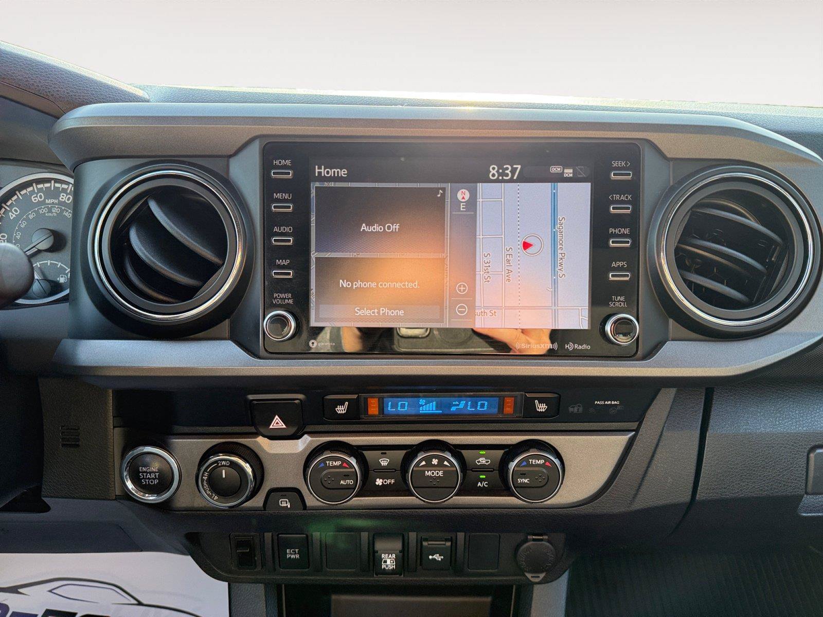 Used 2021 Toyota Tacoma TRD Sport AWD/4WD image 14