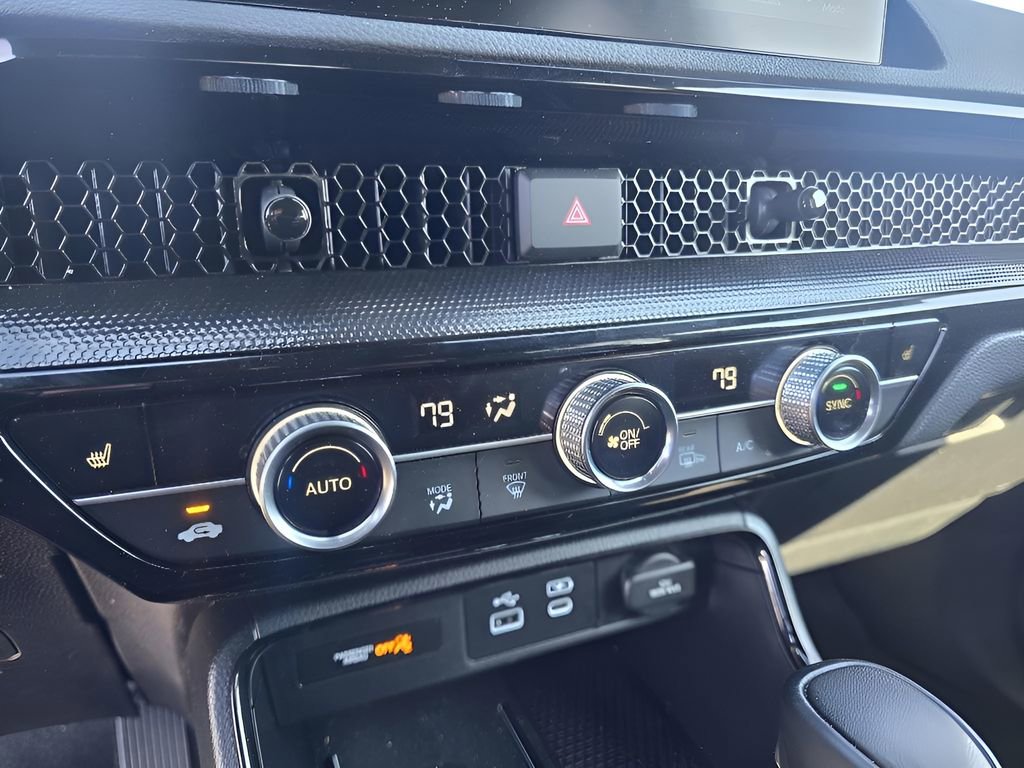 Used 2025 Honda CR-V Sport Touring image 19