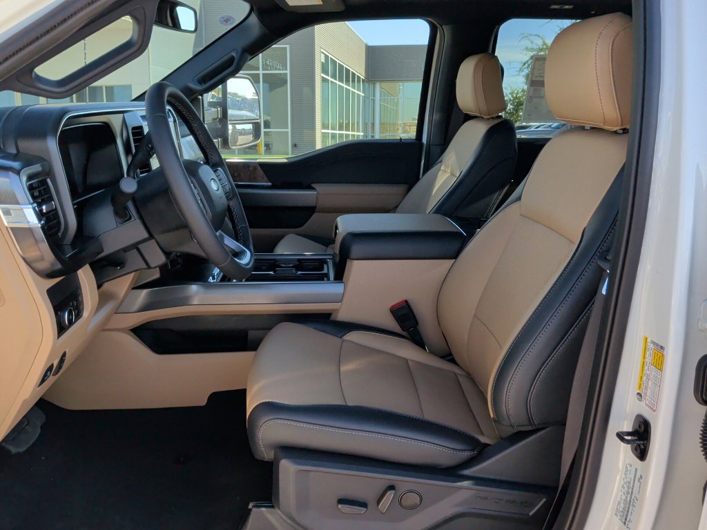 New 2027 Ford F350 Lariat w/ Lariat Premium Package AWD/4WD image 13