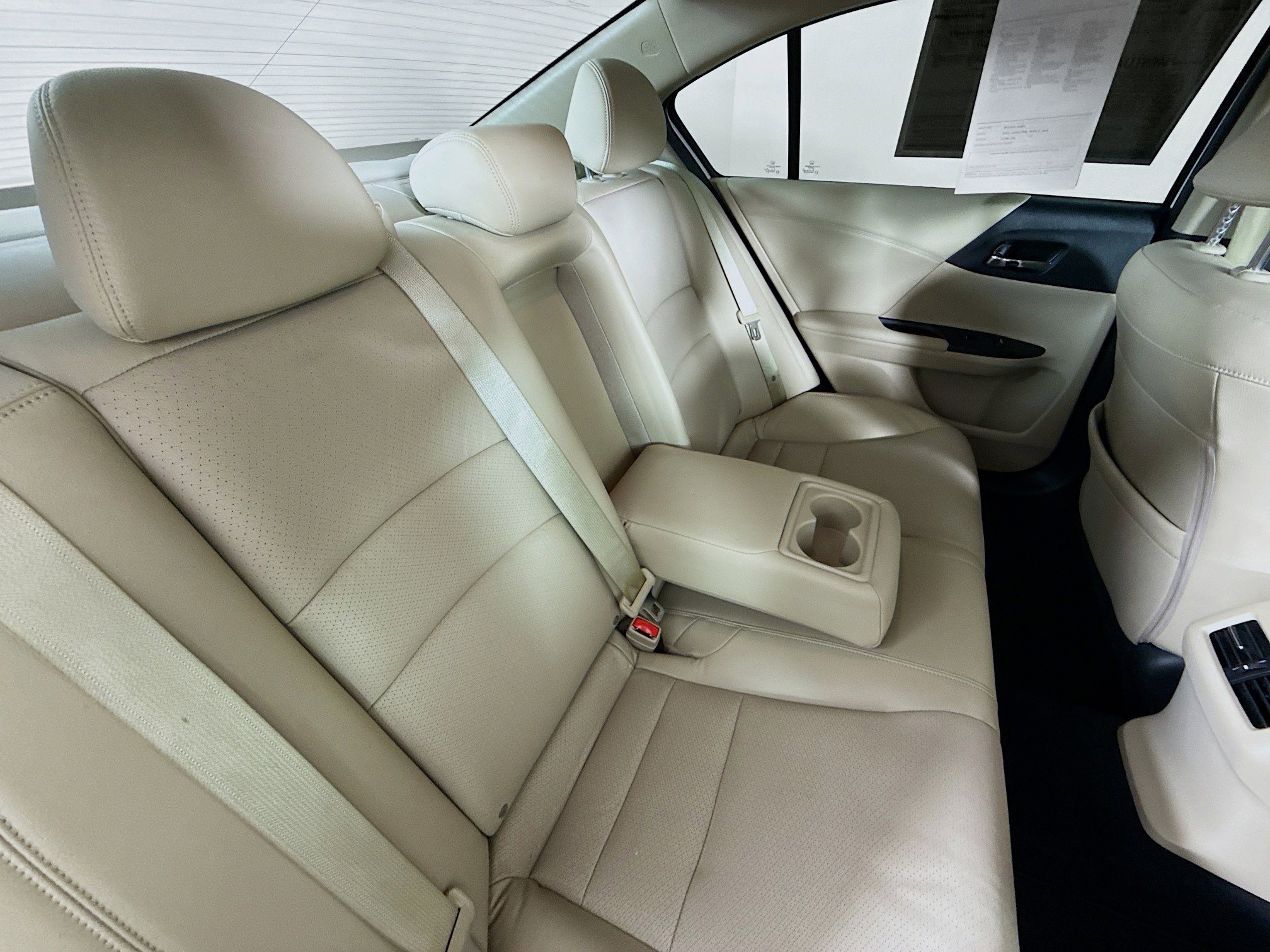 Used 2017 Honda Accord Touring image 36