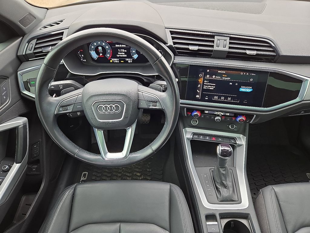 Used 2022 Audi Q3 2.0T Premium image 19