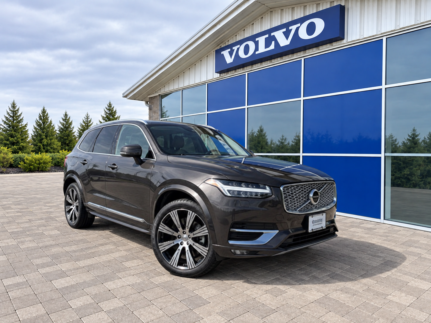 Used 2023 Volvo XC90 B6 Ultimate w/ Protection Package Premier