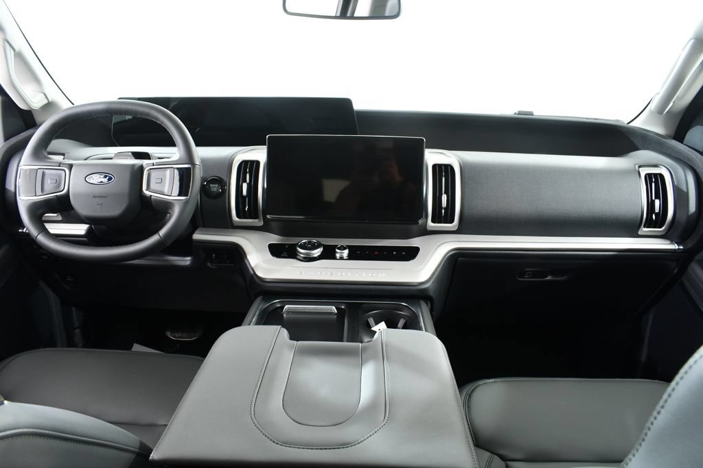 New 2027 Ford Expedition Active AWD/4WD image 7