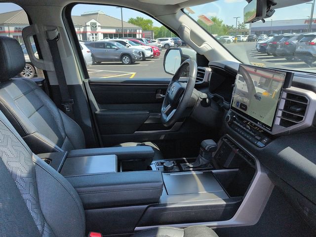 Certified 2024 Toyota Sequoia SR5 w/ SR5 Premium Package AWD/4WD image 10