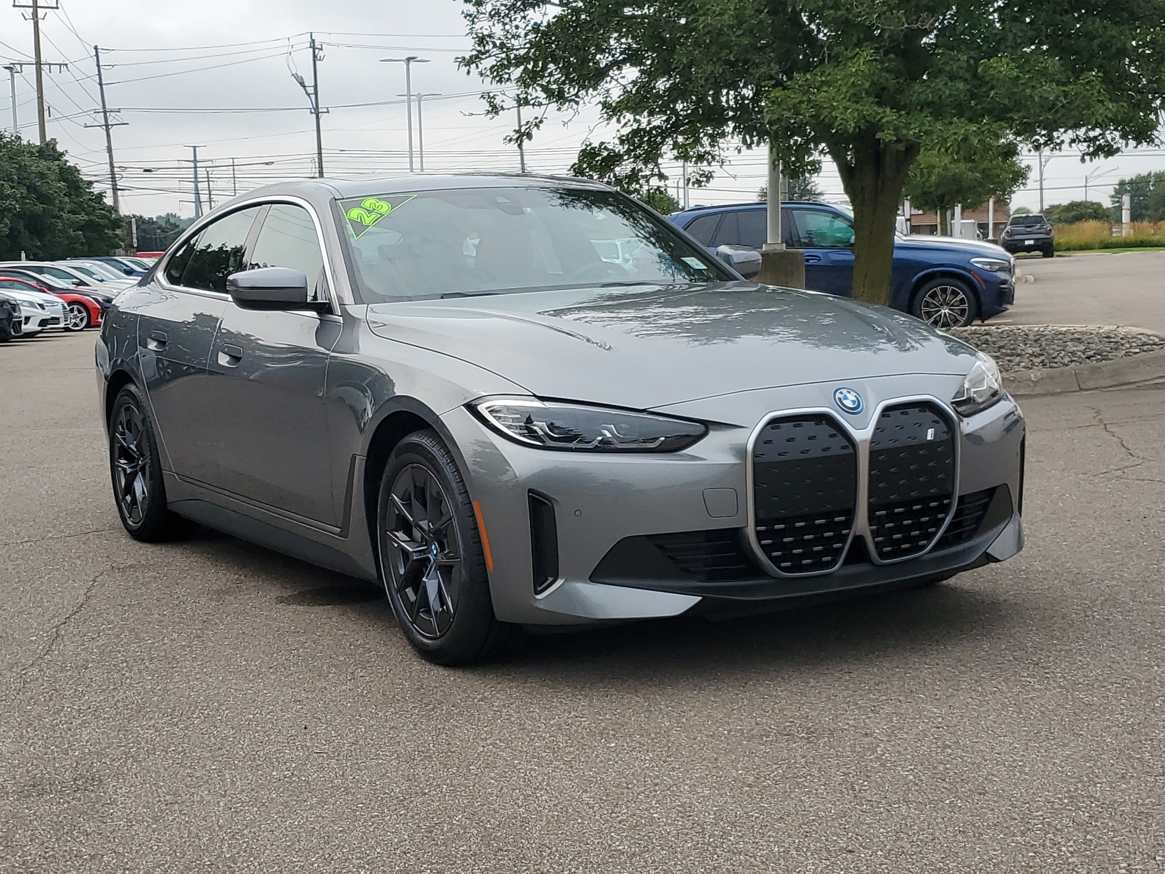 Used 2023 BMW i4 eDrive35 w/ Premium Package RWD image 7