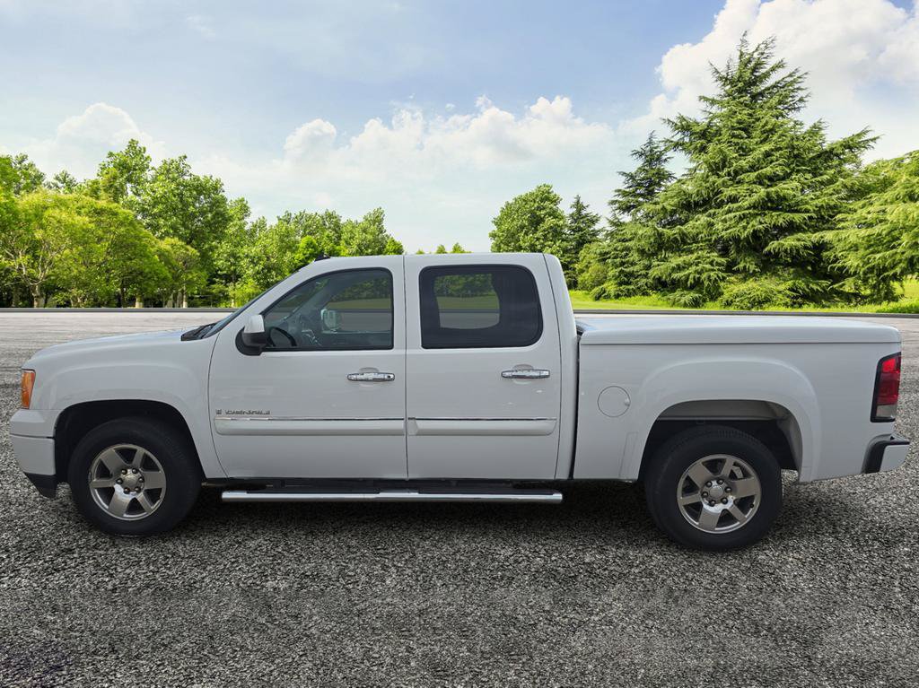 Used 2008 GMC Sierra 1500 Denali AWD/4WD image 4