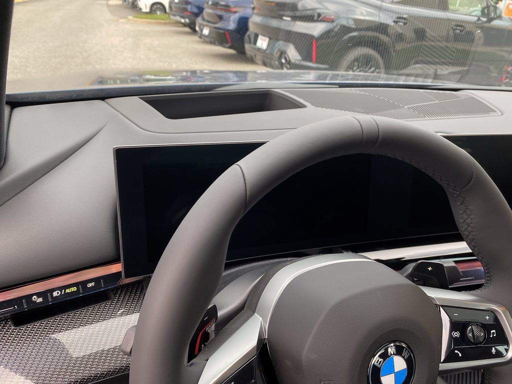 New 2027 BMW 530i xDrive w/ M Sport Package AWD/4WD image 12