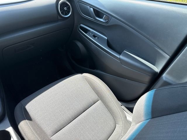 Used 2023 Hyundai Kona SEL FWD image 15