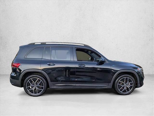 Used 2023 Mercedes-Benz EQB 300 4MATIC image 4