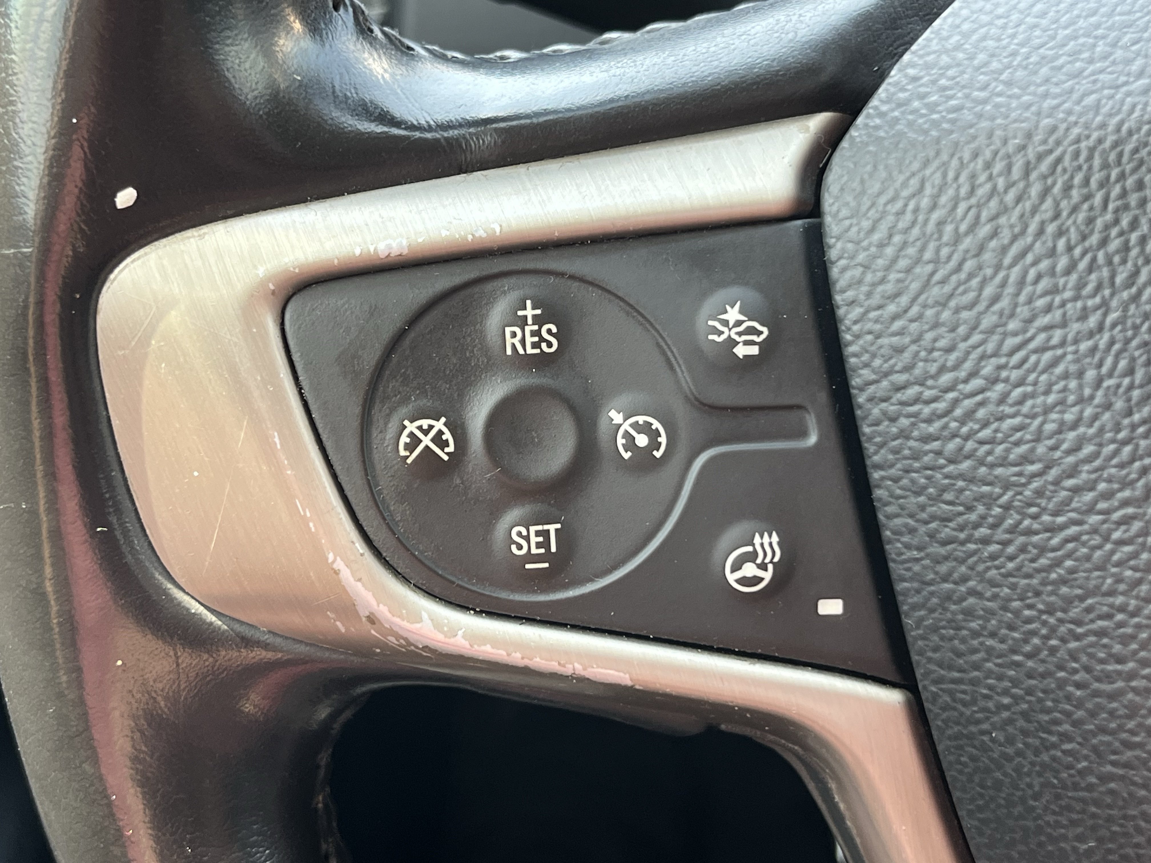 Used 2020 GMC Acadia Denali w/ Technology Package FWD image 20
