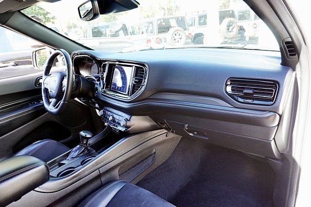 Used 2022 Dodge Durango GT RWD image 16