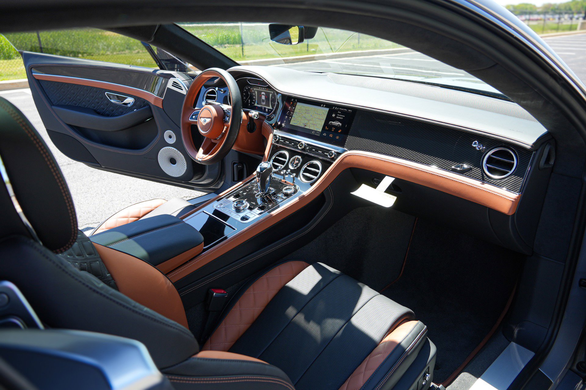 Used 2023 Bentley Continental GT V8 AWD/4WD image 28