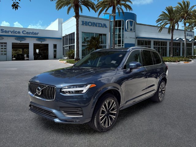 Used 2022 Volvo XC90 T5 Momentum w/ Climate Package FWD image 4
