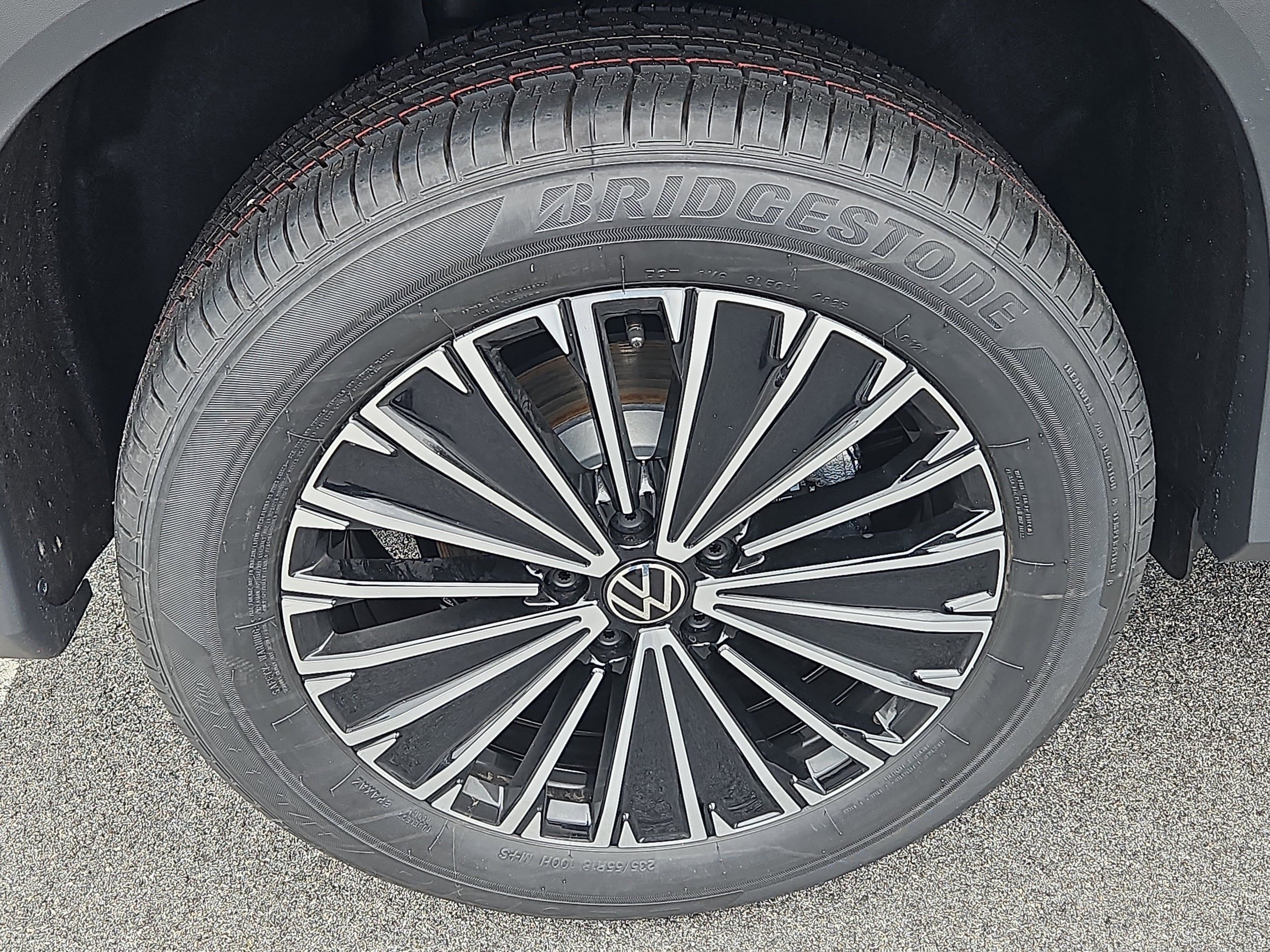 New 2026 Volkswagen Tiguan S AWD/4WD image 3