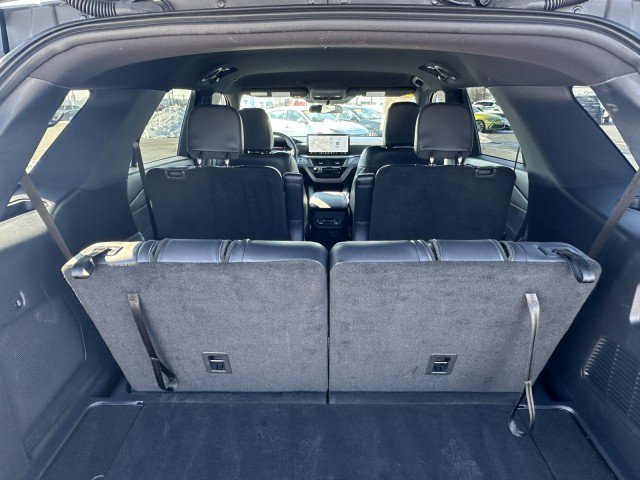 Used 2025 Ford Explorer ST-Line image 17