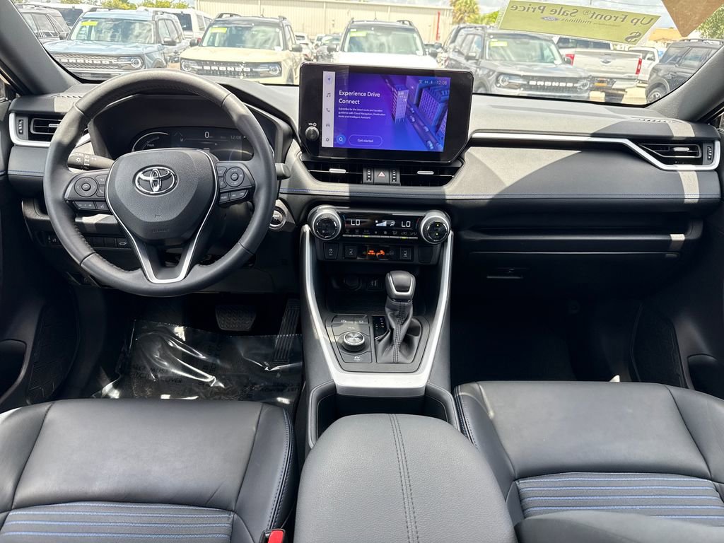 Used 2024 Toyota RAV4 XSE AWD/4WD image 5