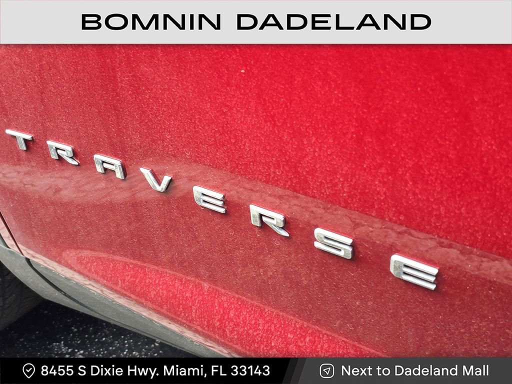 Used 2024 Chevrolet Traverse LT image 10