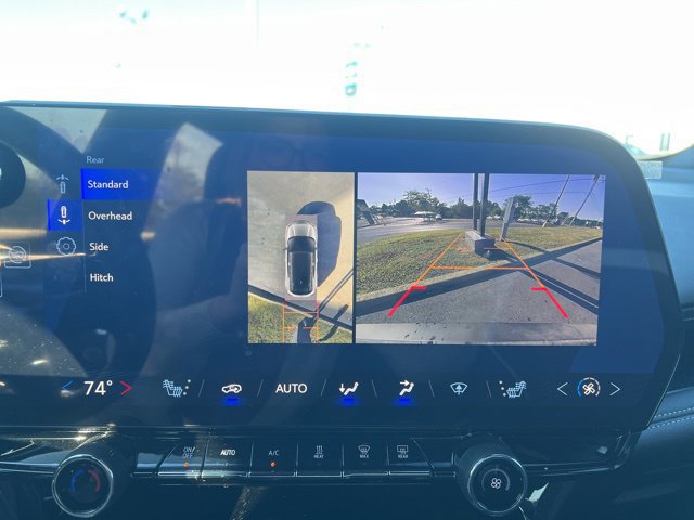 Used 2025 Chevrolet Blazer EV LT FWD image 31