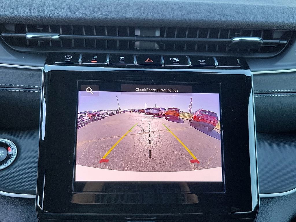 New 2025 Jeep Grand Cherokee L Laredo image 16