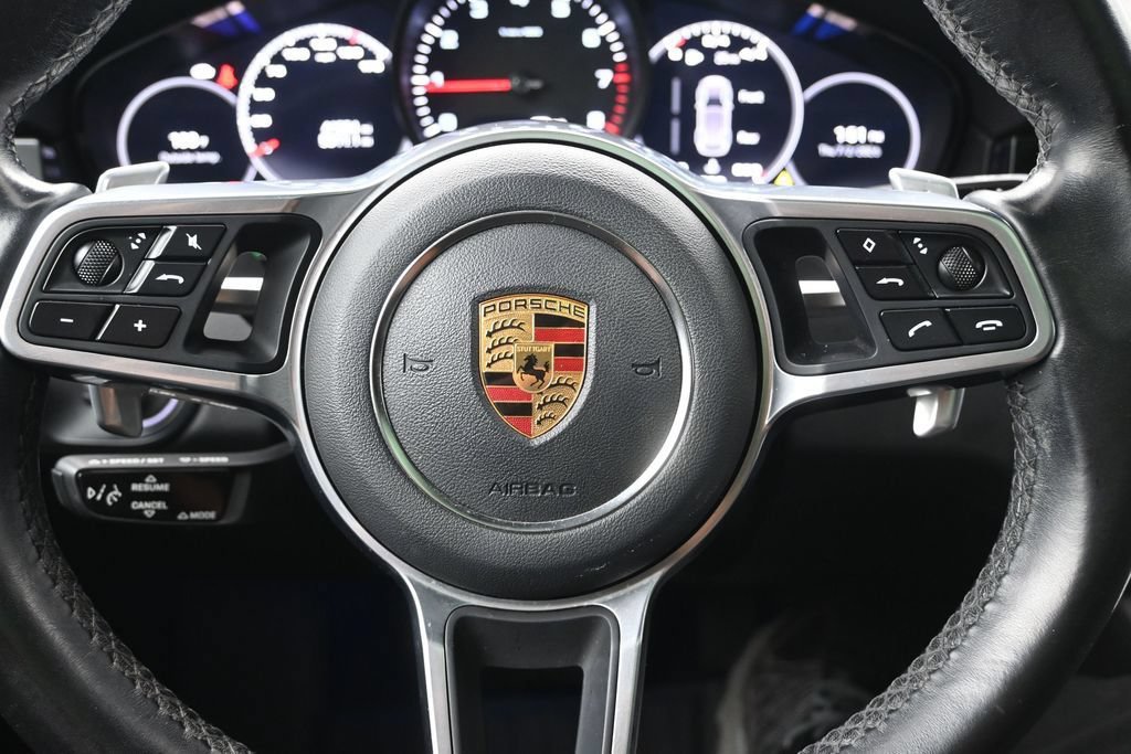 Used 2022 Porsche Cayenne AWD/4WD image 20