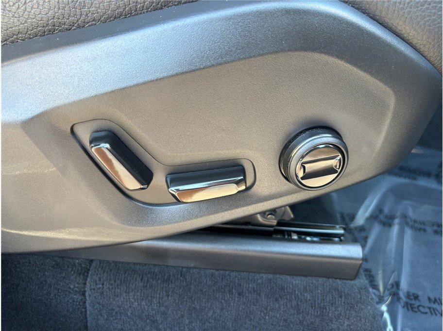 Used 2023 Volvo XC90 B5 Plus Bright image 47