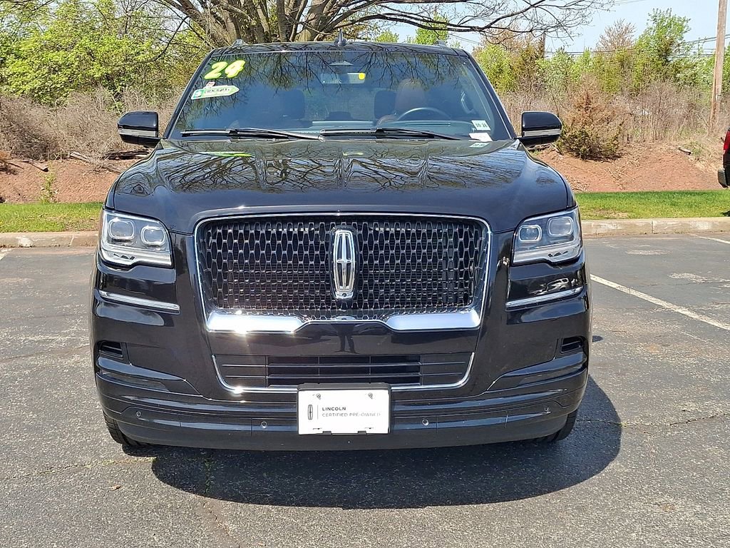Certified 2024 Lincoln Navigator Reserve AWD/4WD image 5