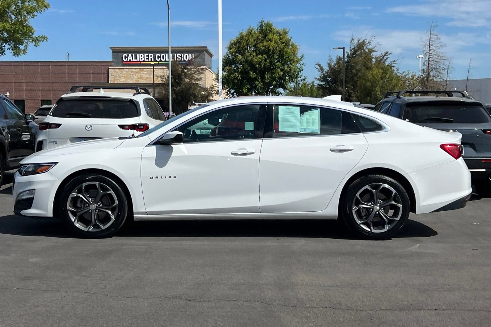 Used 2024 Chevrolet Malibu LT FWD image 7