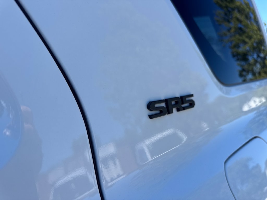 Used 2025 Toyota 4Runner SR5 AWD/4WD image 10